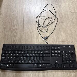 Logitech K120 Ergonomic Desktop USB Keyboard - Black (920-002478)